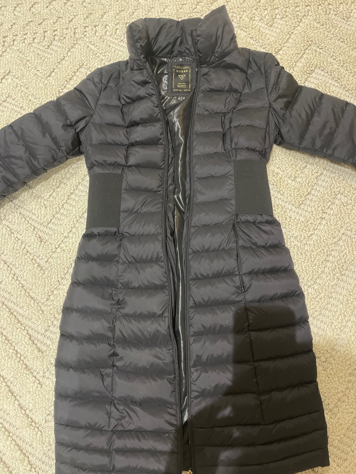 Manteau noir en tres bonne etat