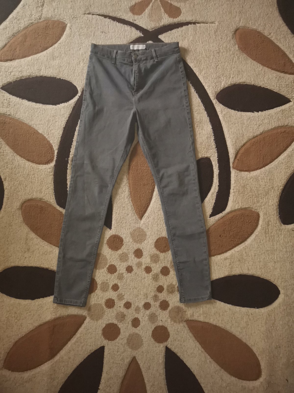 Pantalon skinny gris taille 38