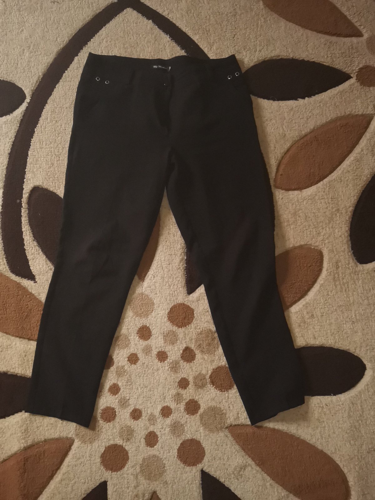Pantacheville noir taille 42, 44