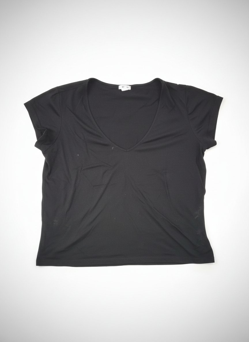 T-shirt top noir taille S, M à 10dt