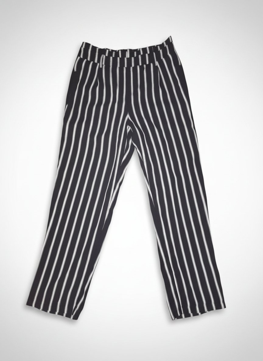 Pantalon noir et blanc taille 40 