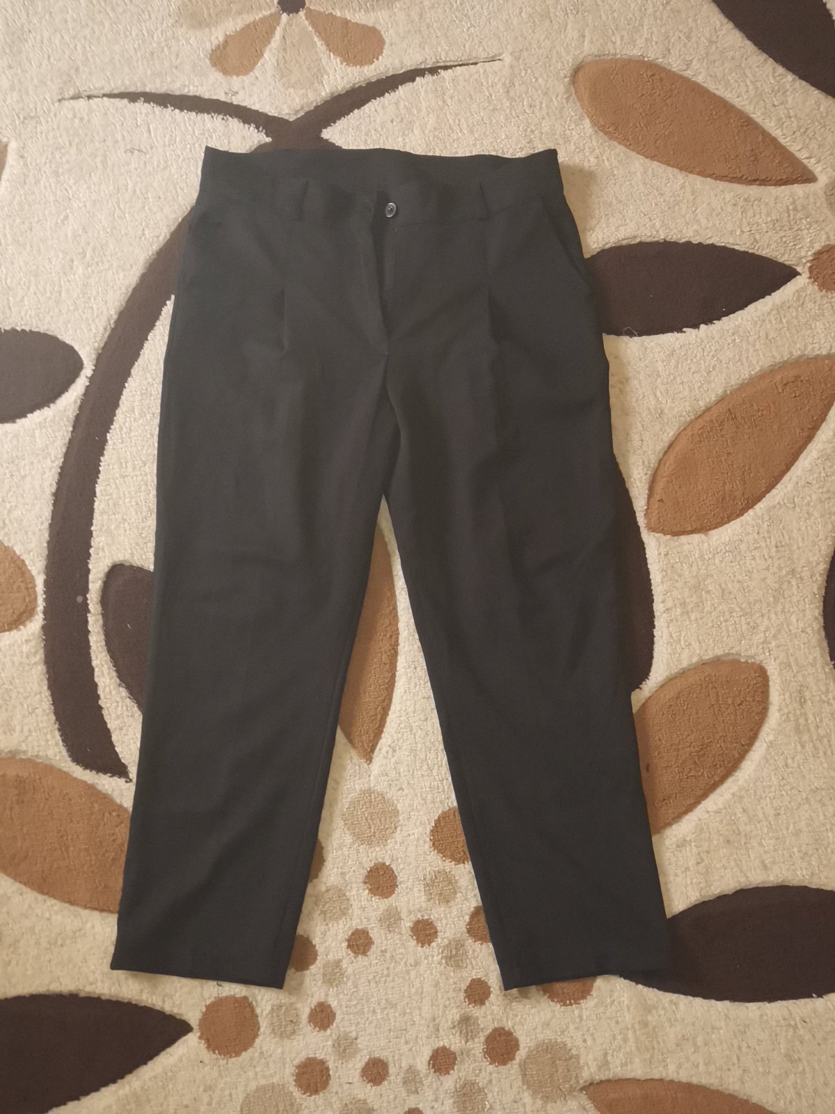 Pantalon noir pantacheville taille 42, 44