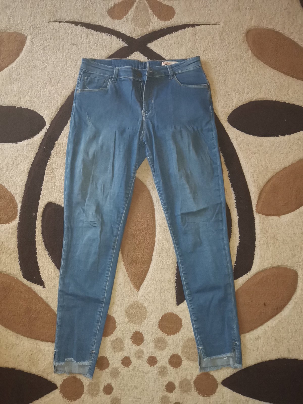 Pantalon djean taille 40 