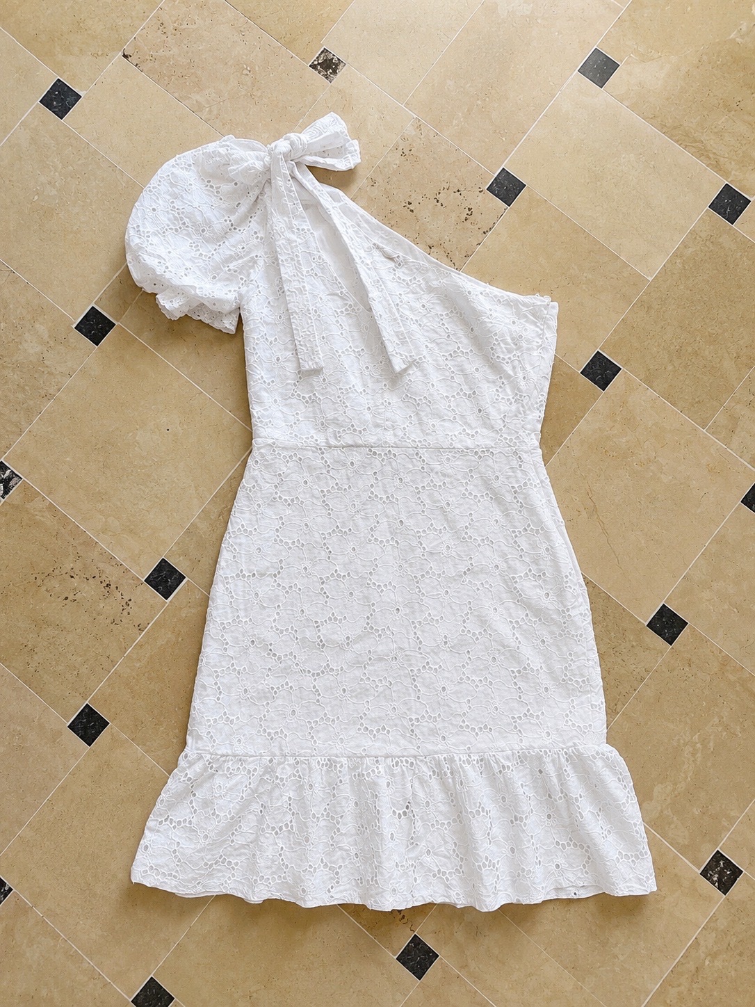 Robe broderie anglaise blanche