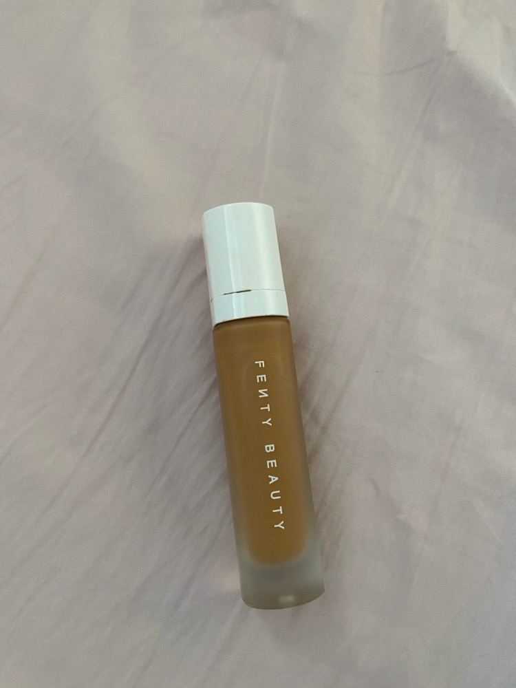 Pro filter Fenty beauty Foundation shades 385