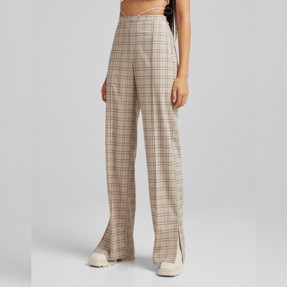 pantalon beige bershka