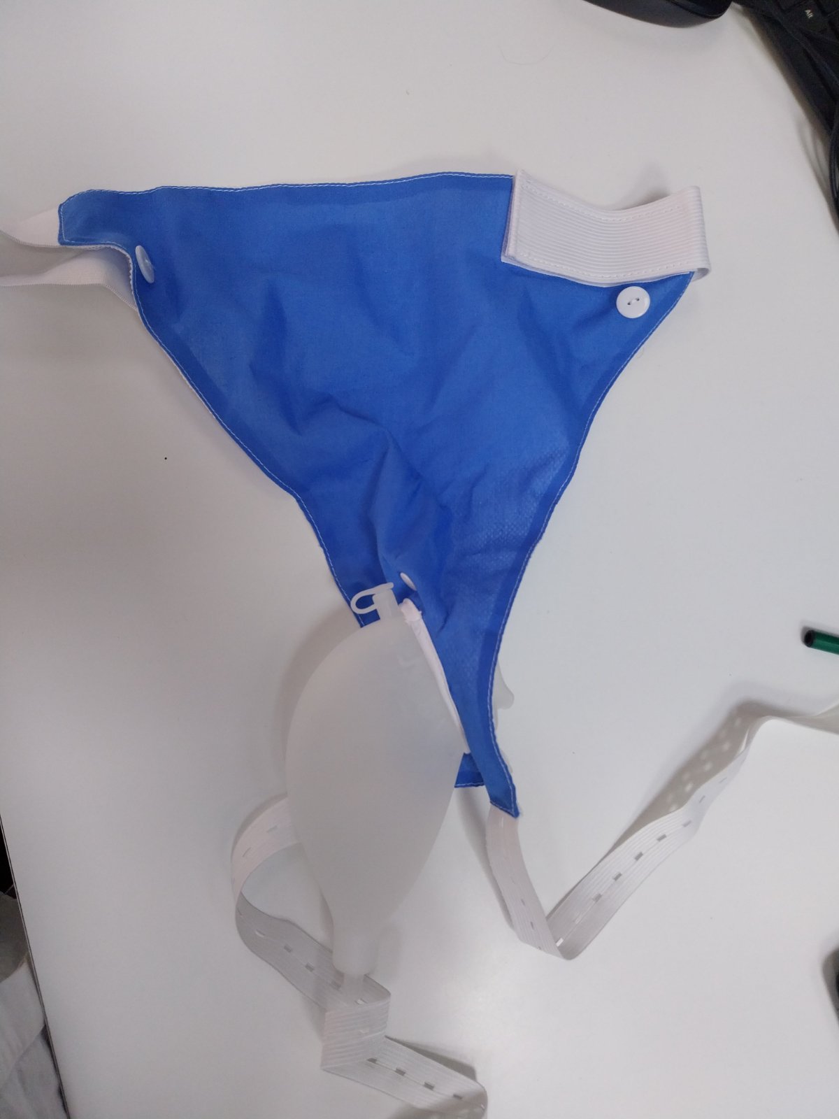 Culotte médicale pour une personne incapable de se déplacer et d'aller aux toilettes 