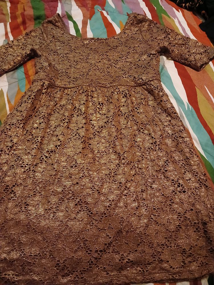 petite robe couleur champagne