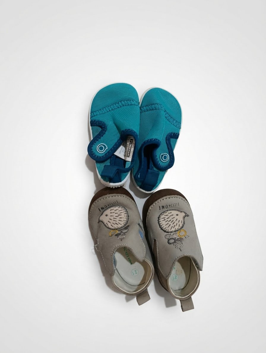 2 paires de chaussures bébé pointures 21