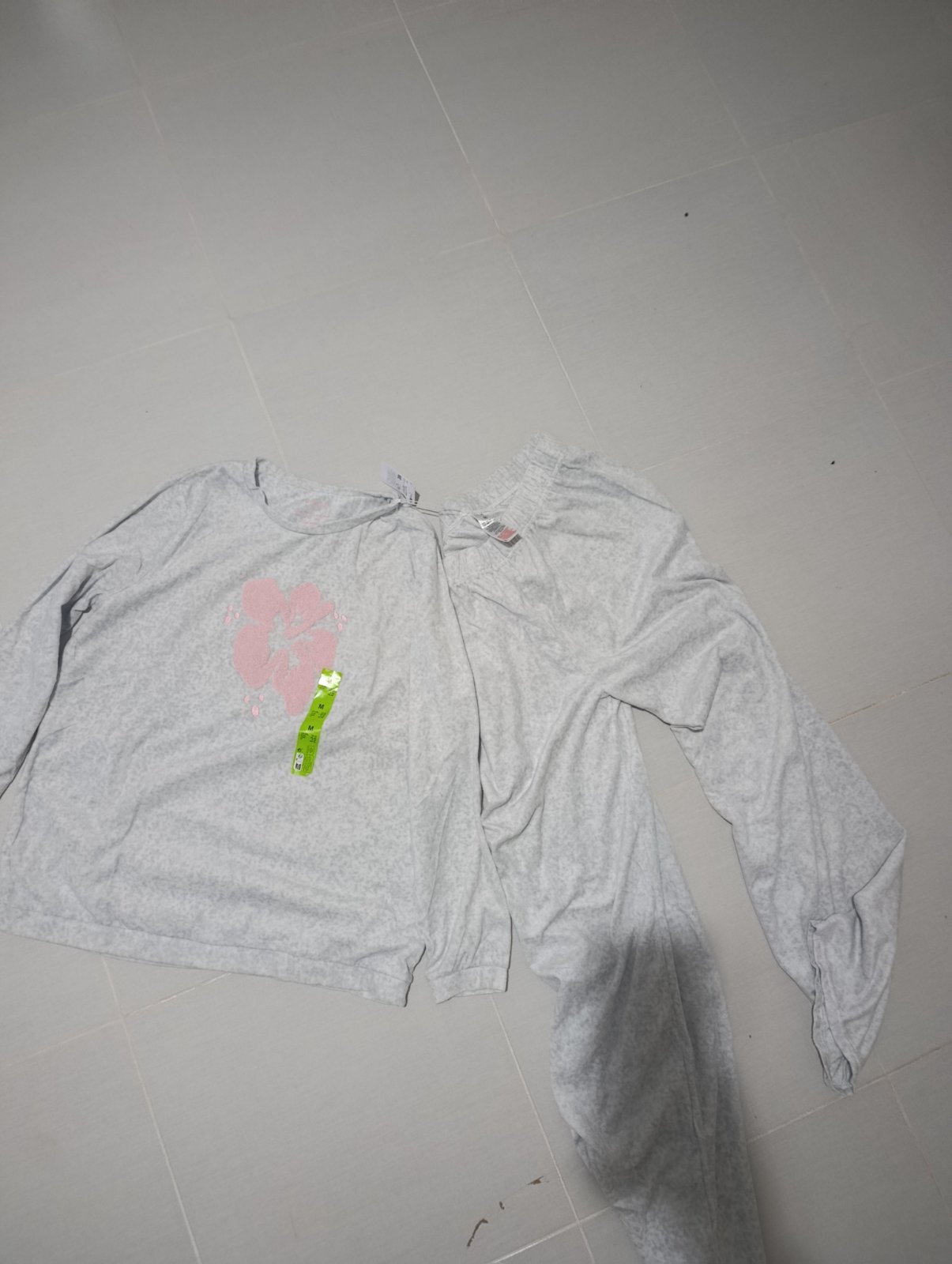 Pyjama femme neuve 