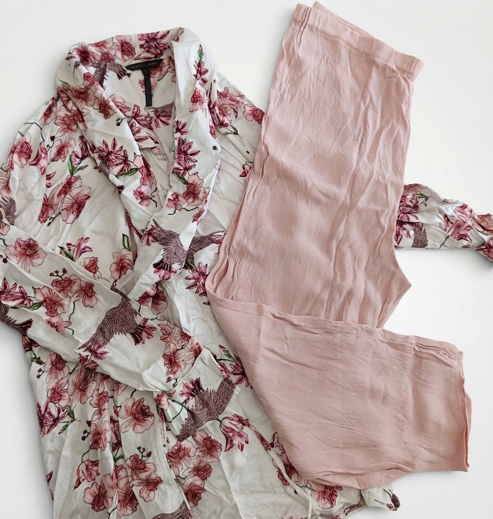 Chemise fleuri et son pantalon Taille L
