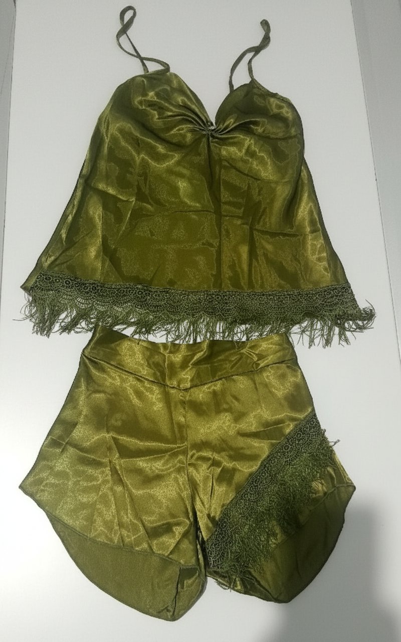 Bustier& short satiné neuf