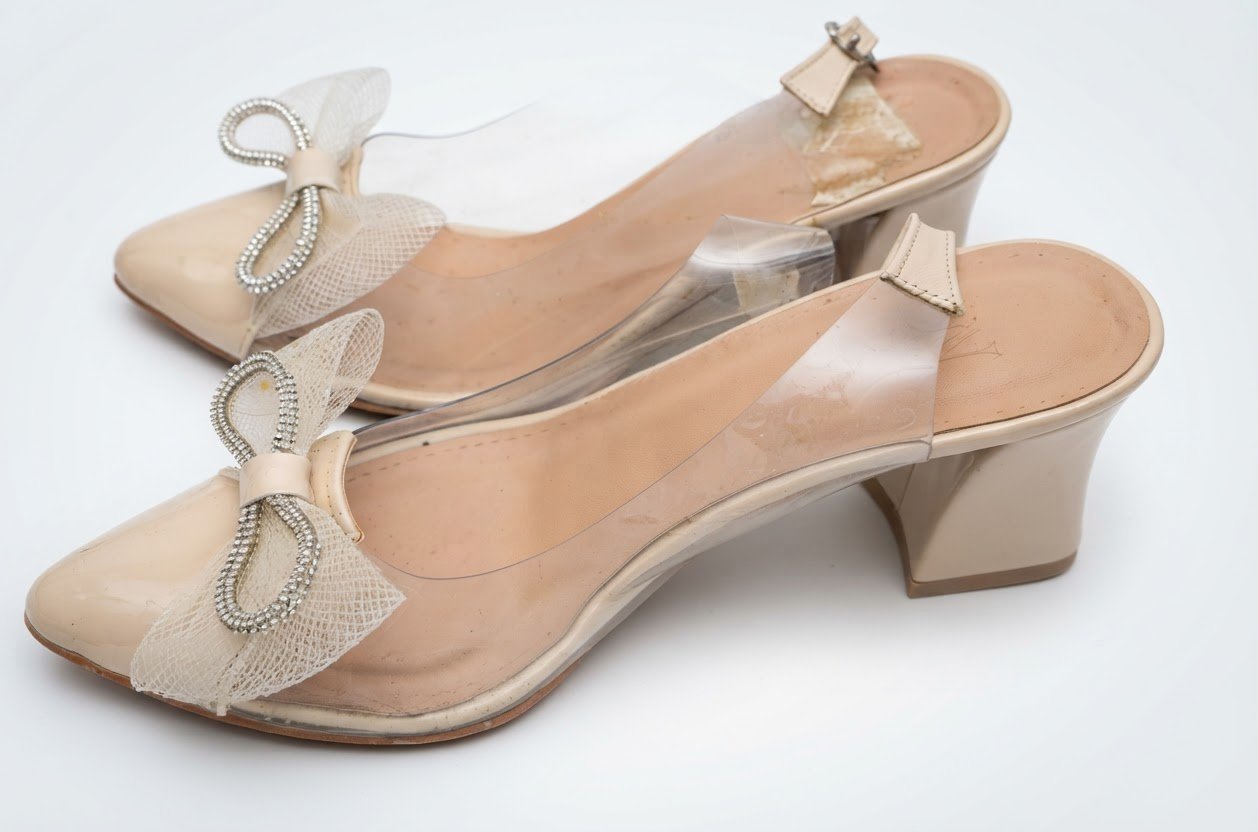 Escarpins beige pointure 37 comme neuf 