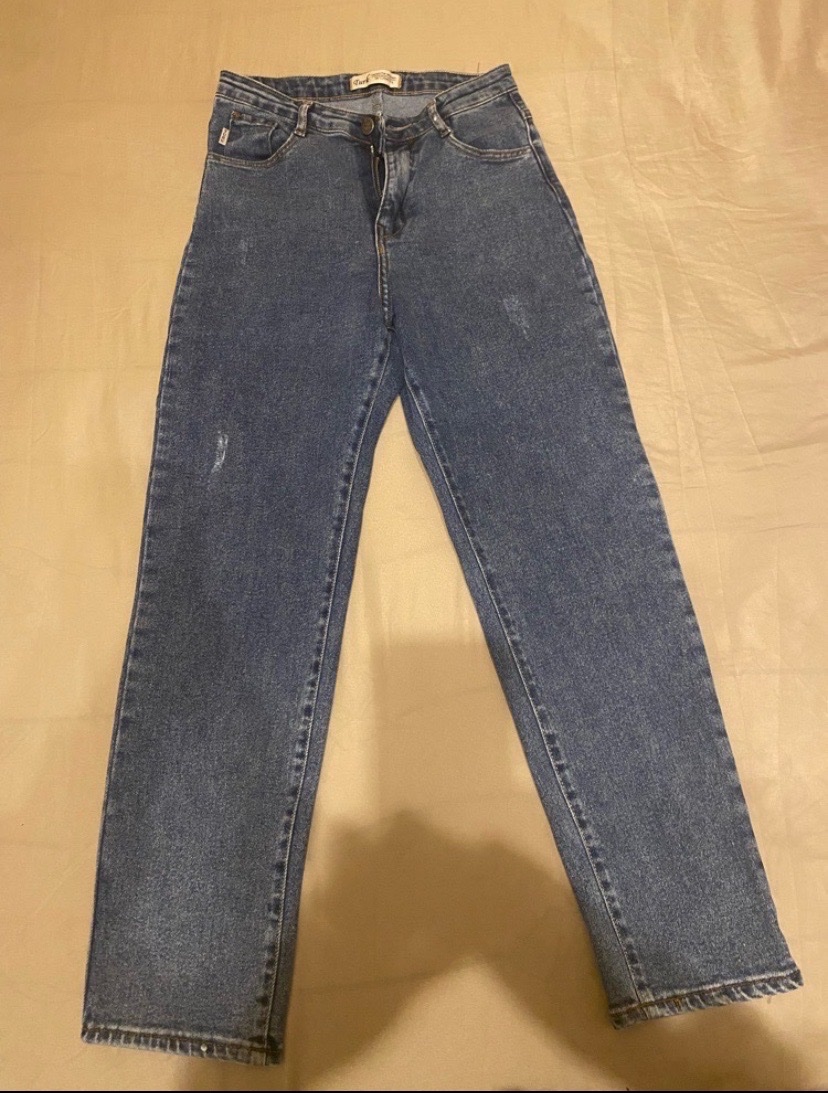 Jean denim coupe Zara 