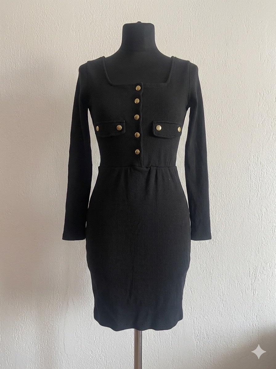 Robe col carré