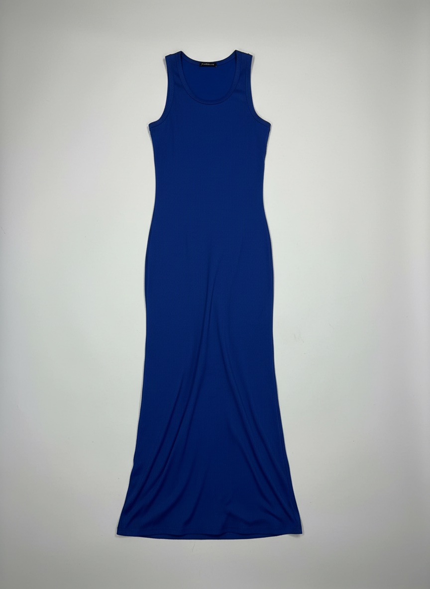    Robe longue bleue élégante