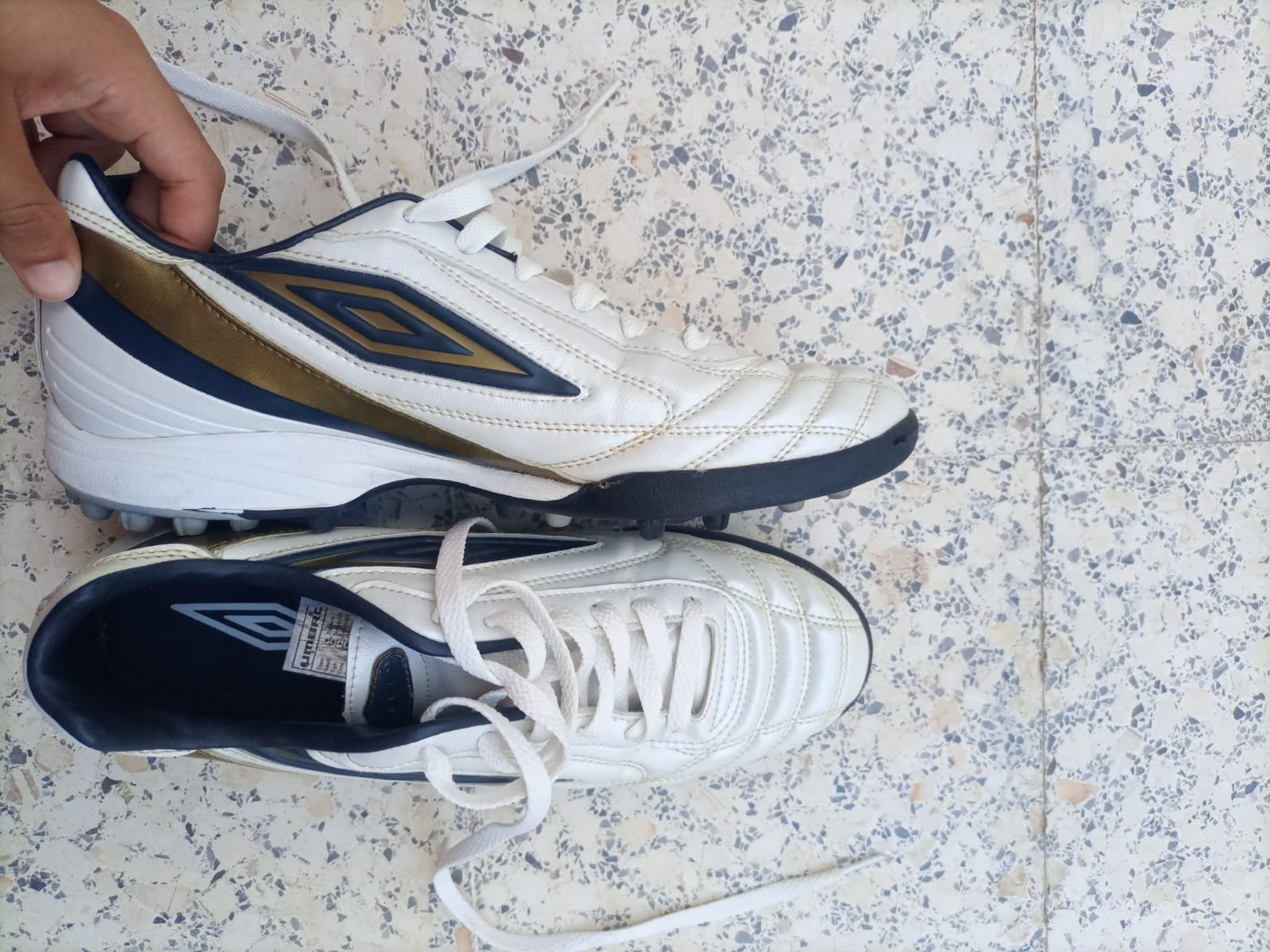 Vendu Umbro demi cramp