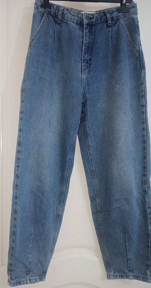 Un pantalon jean style boyfriend 