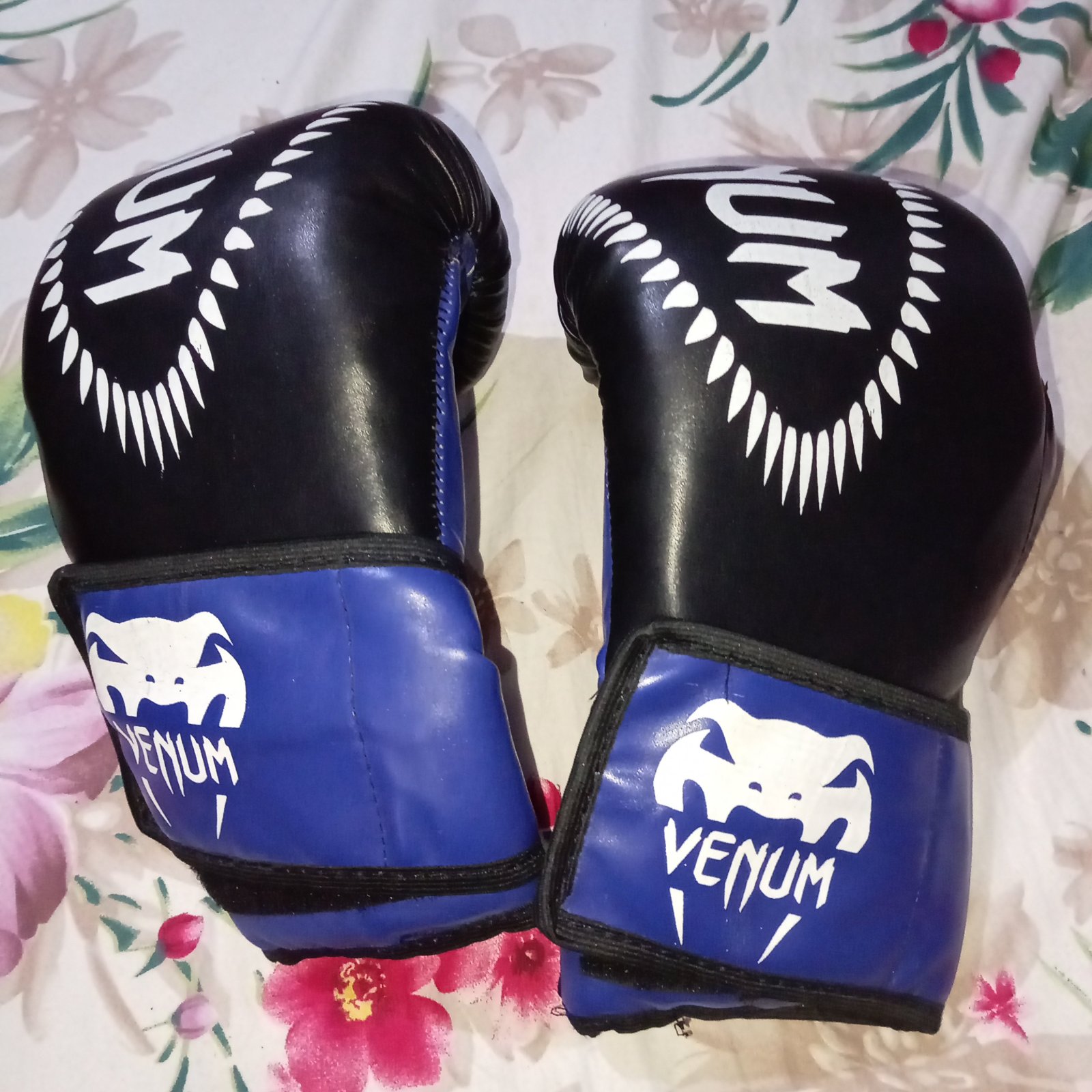 Des gants a vendre 