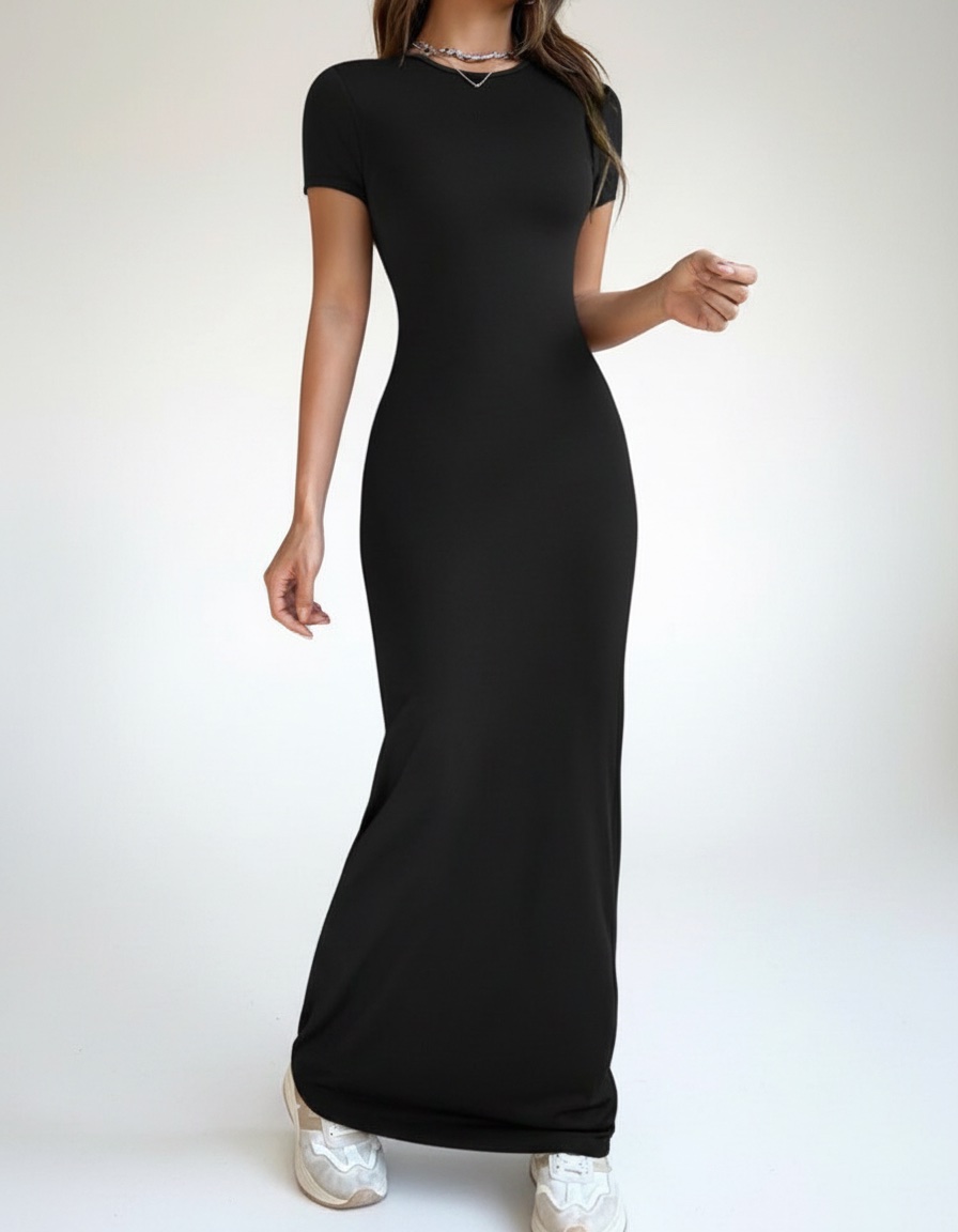 Robe noir ajuster