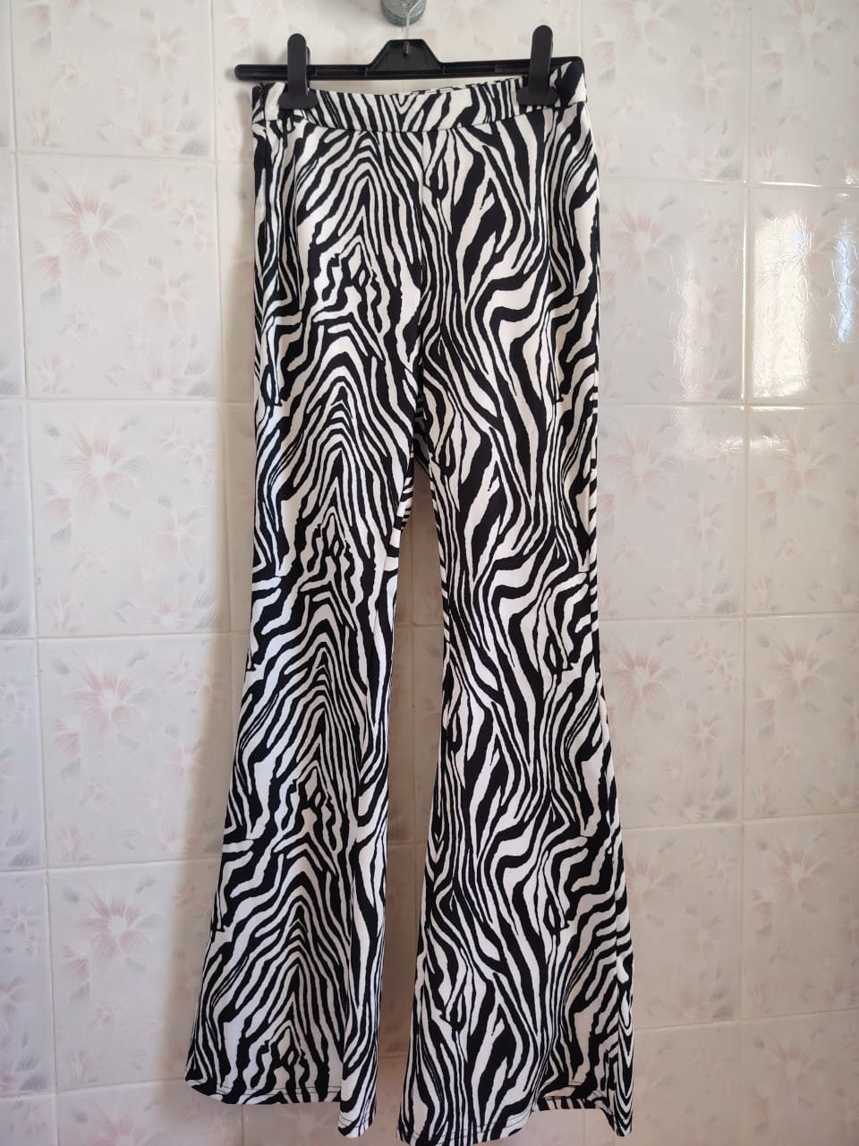 🖤 Pantalon zébré patte d'éléphant SHEIN 