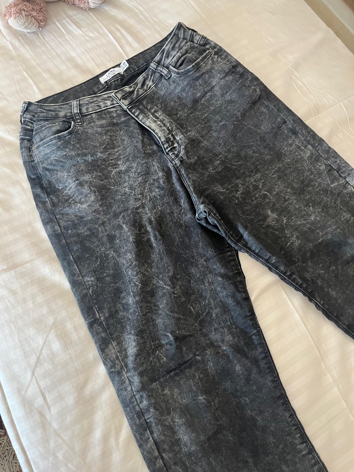Djean ilabes taille 40 mna9sa fi ceinture