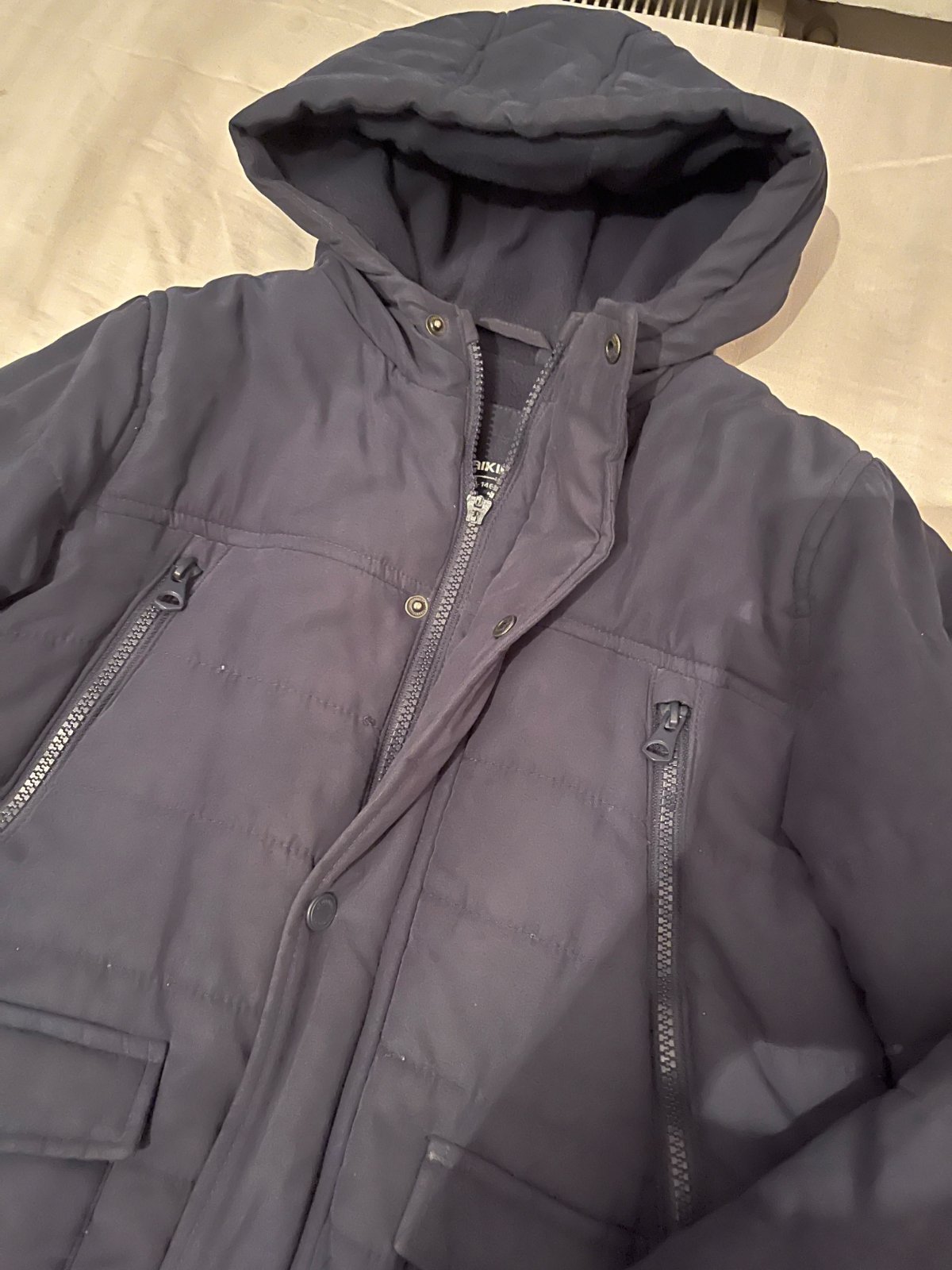 Blouson avec capuche pour garçon tlabes taille 10/11 ans