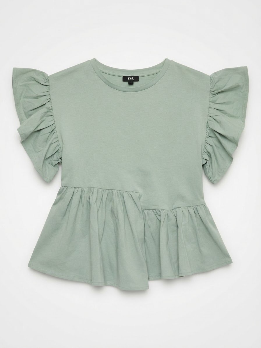 Tres belle blouse cottonade couleur un tres beau bleu clair 