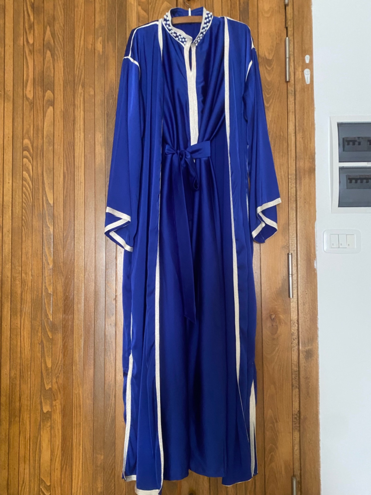 Caftan jamais porté 2 piéces