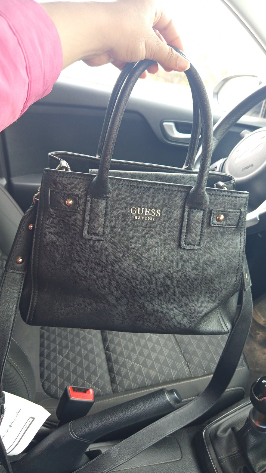 Sac de la marque Guess 