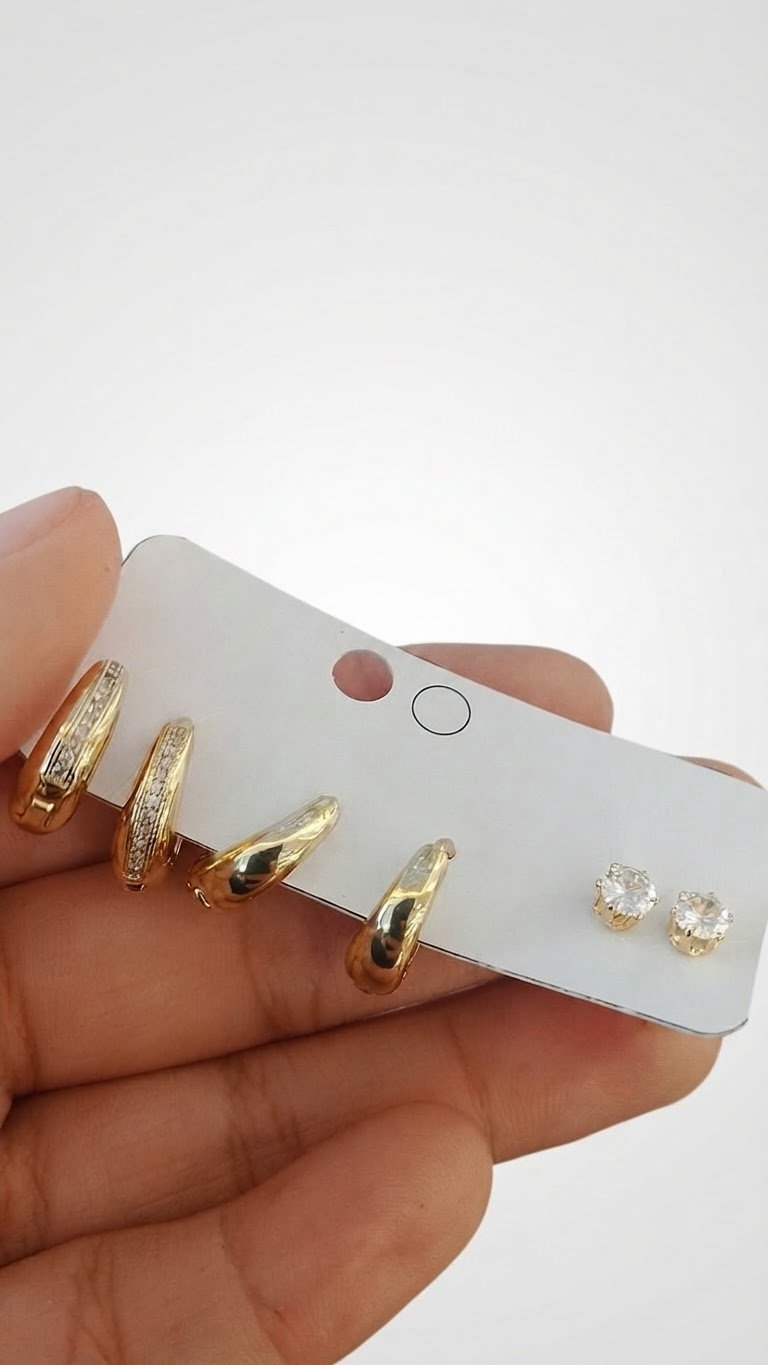 Set de trois paire de boucles d'oreille