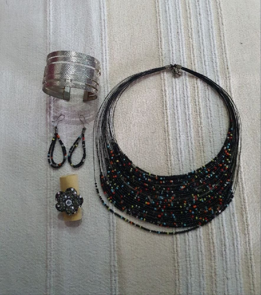 Lot2 bijoux 