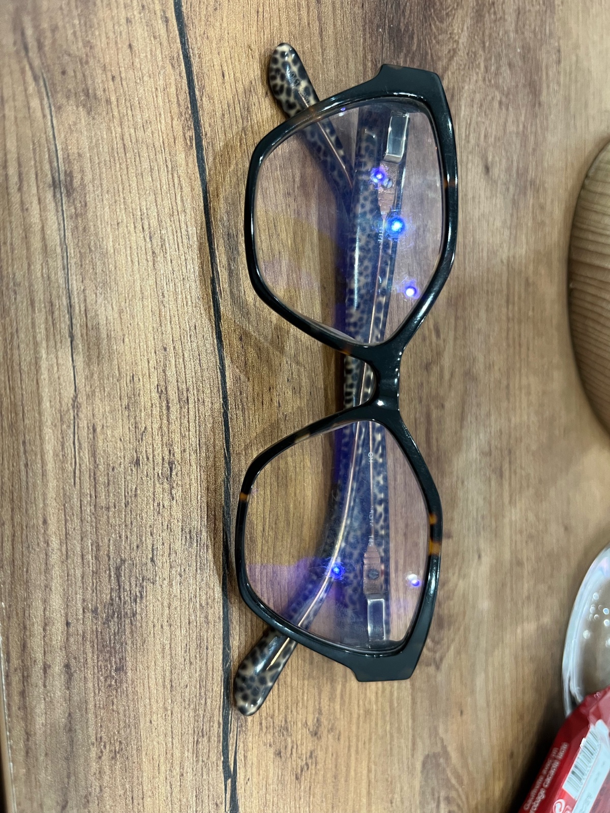 Lunette guess