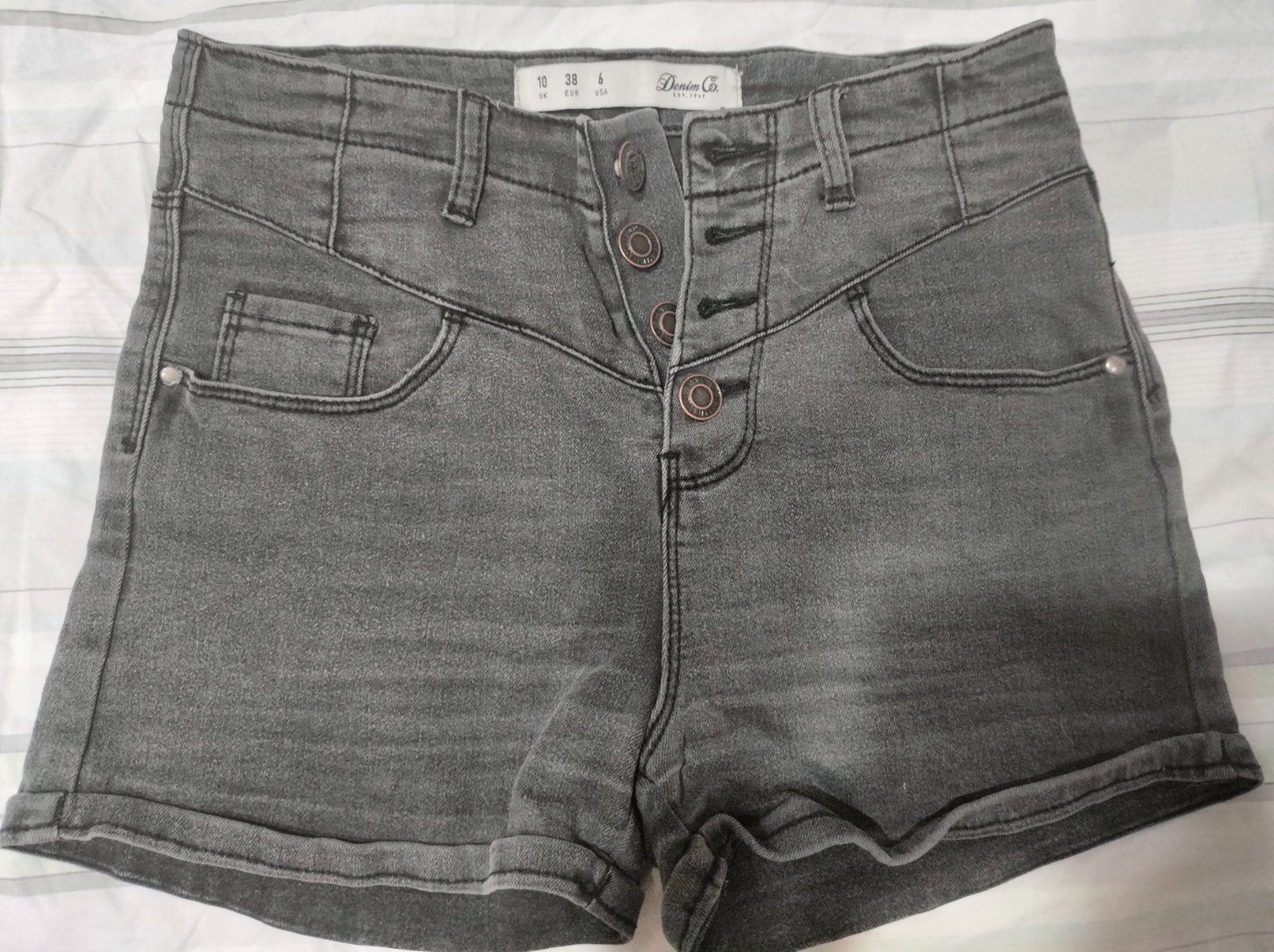 Short jean