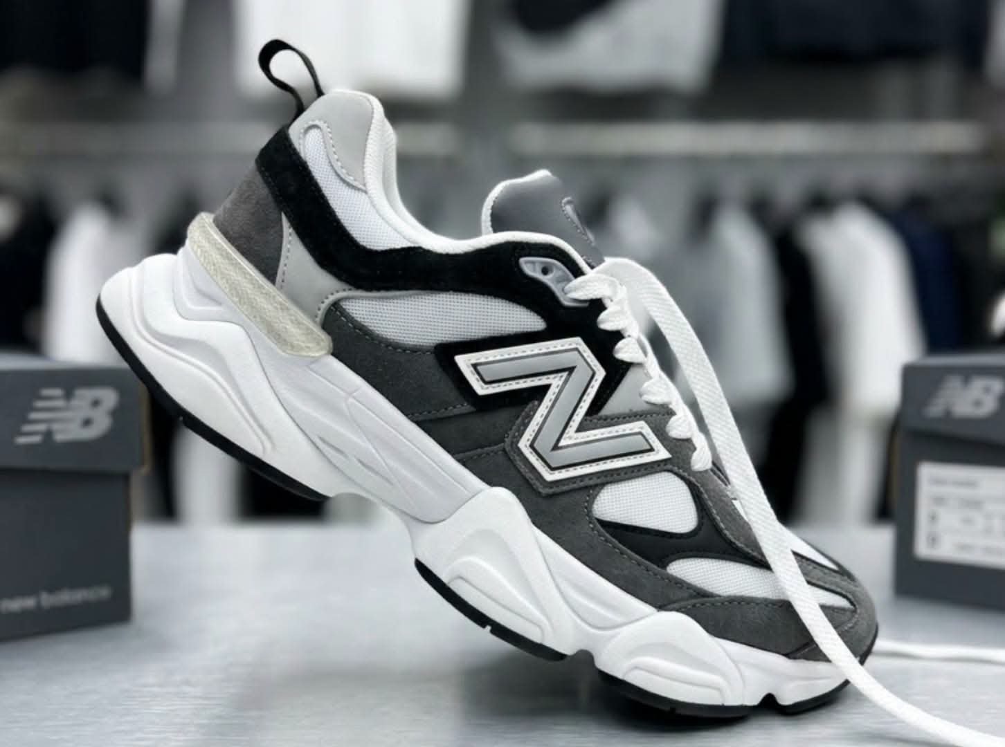 New Balance Black Gray White