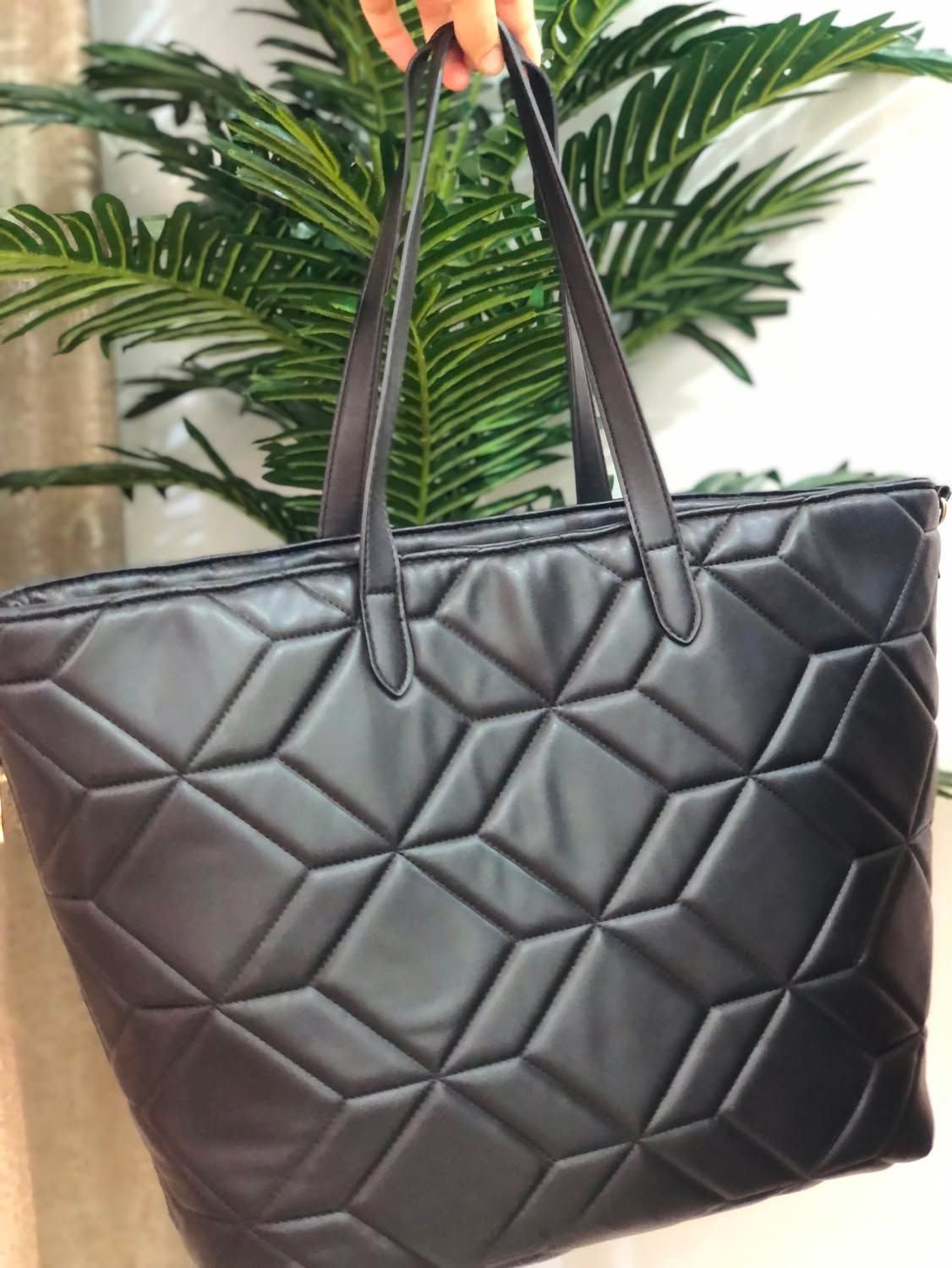 Grand sac à main noir marque primark tres bon état 