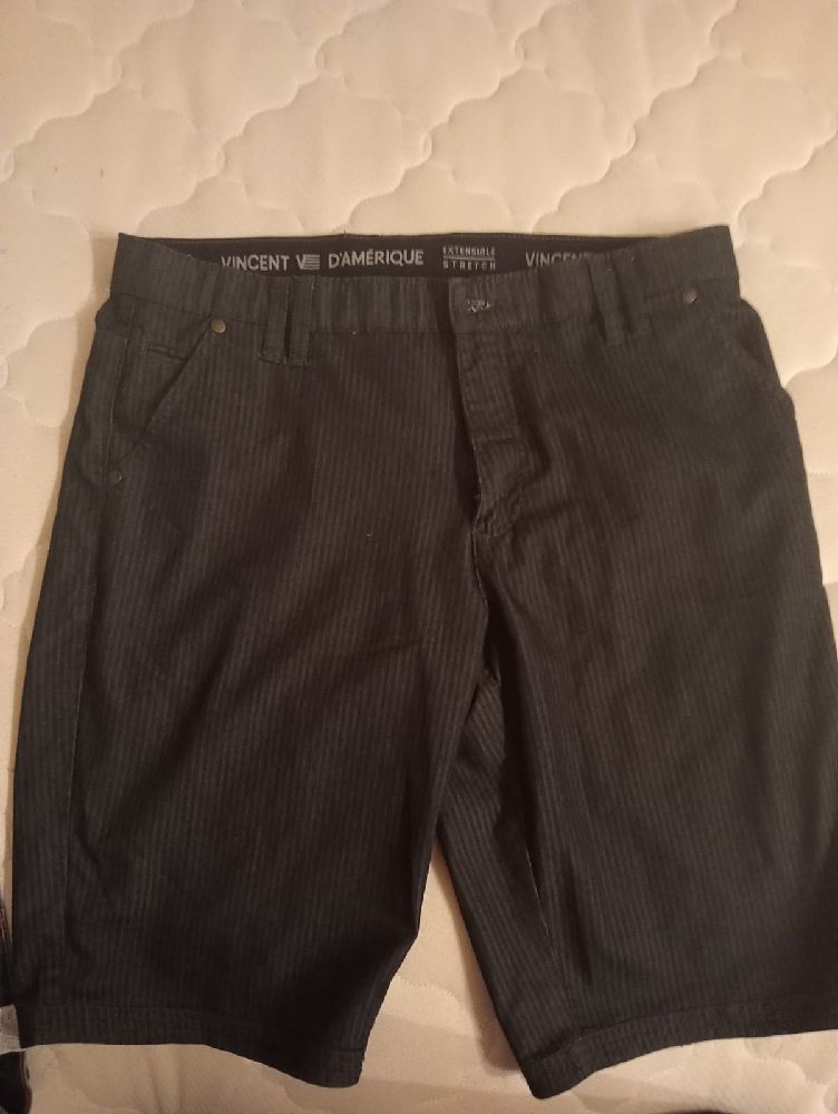 Short noir rayé