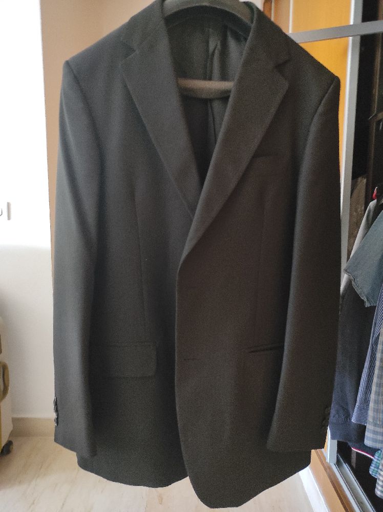 Costume noir