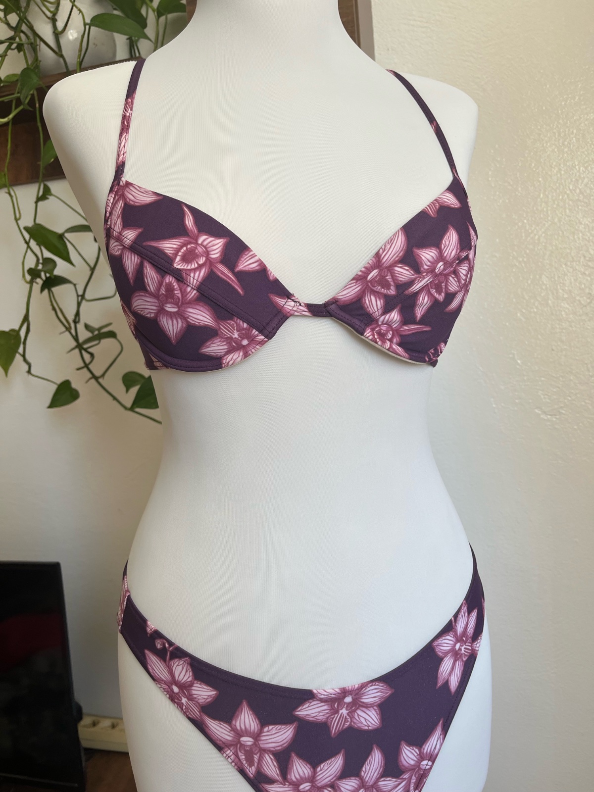 Floral purple bikini !