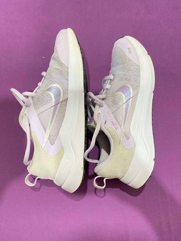 Spadrii nike 💕très bon état sans aucun défaut 