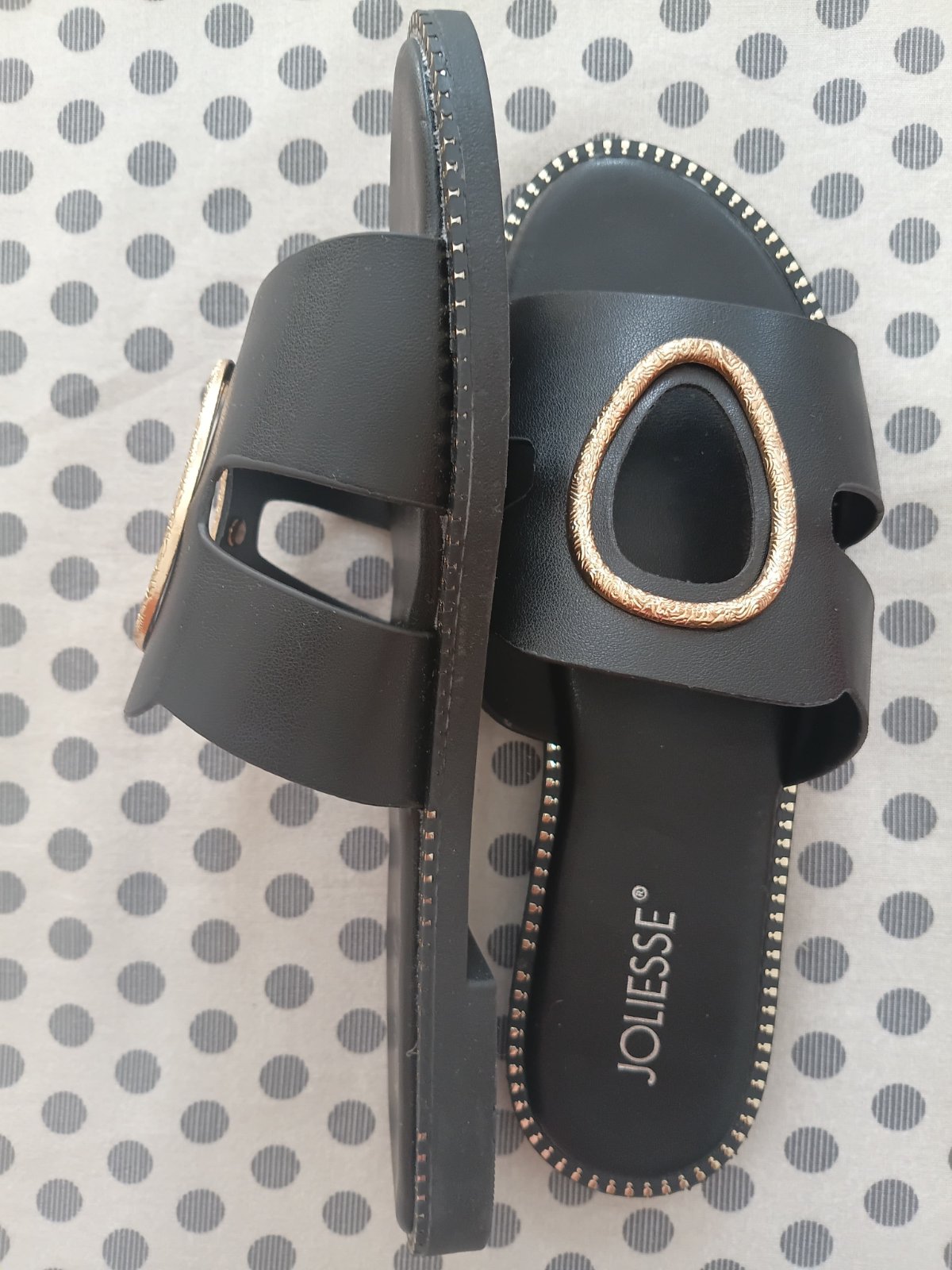 Claquettes joliesse neuf noir