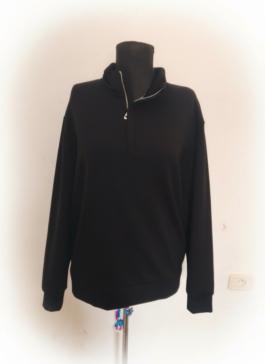 Pull noir 