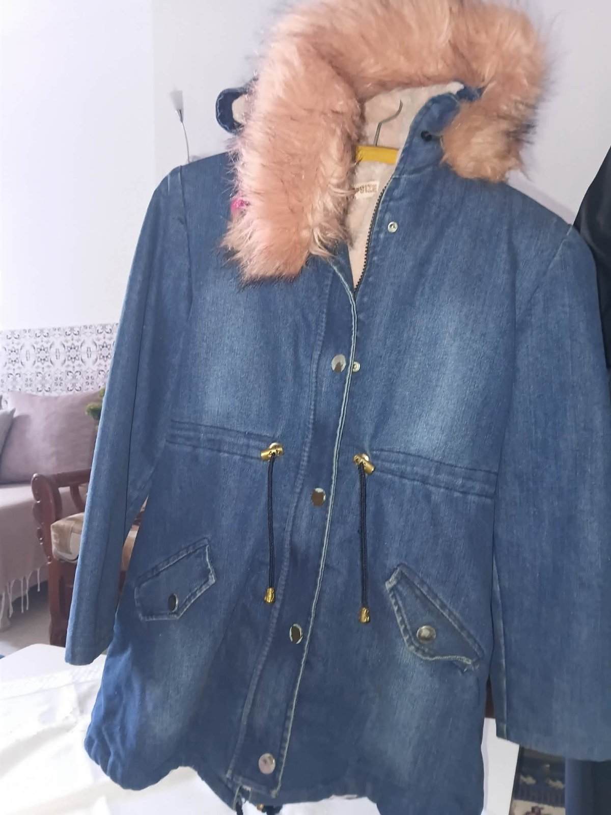 Manteau djine avec fourrure à l'intérieur 