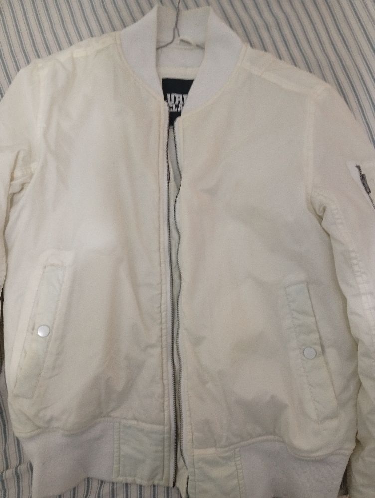 BOMBER JACKET 