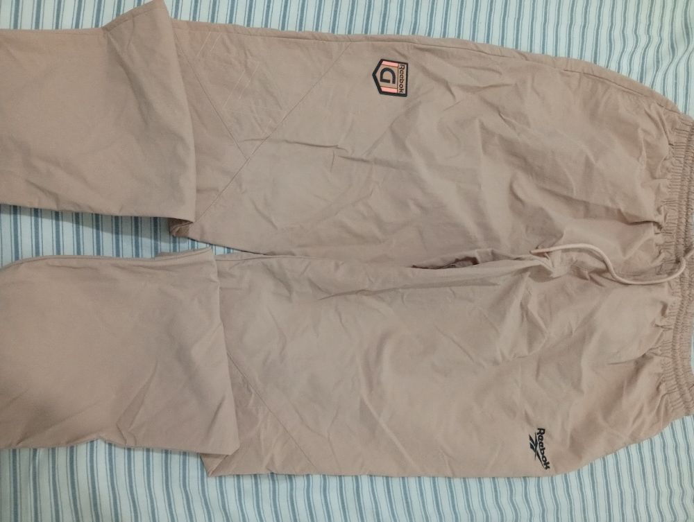 Pantalon Reebok x gigi hadid 