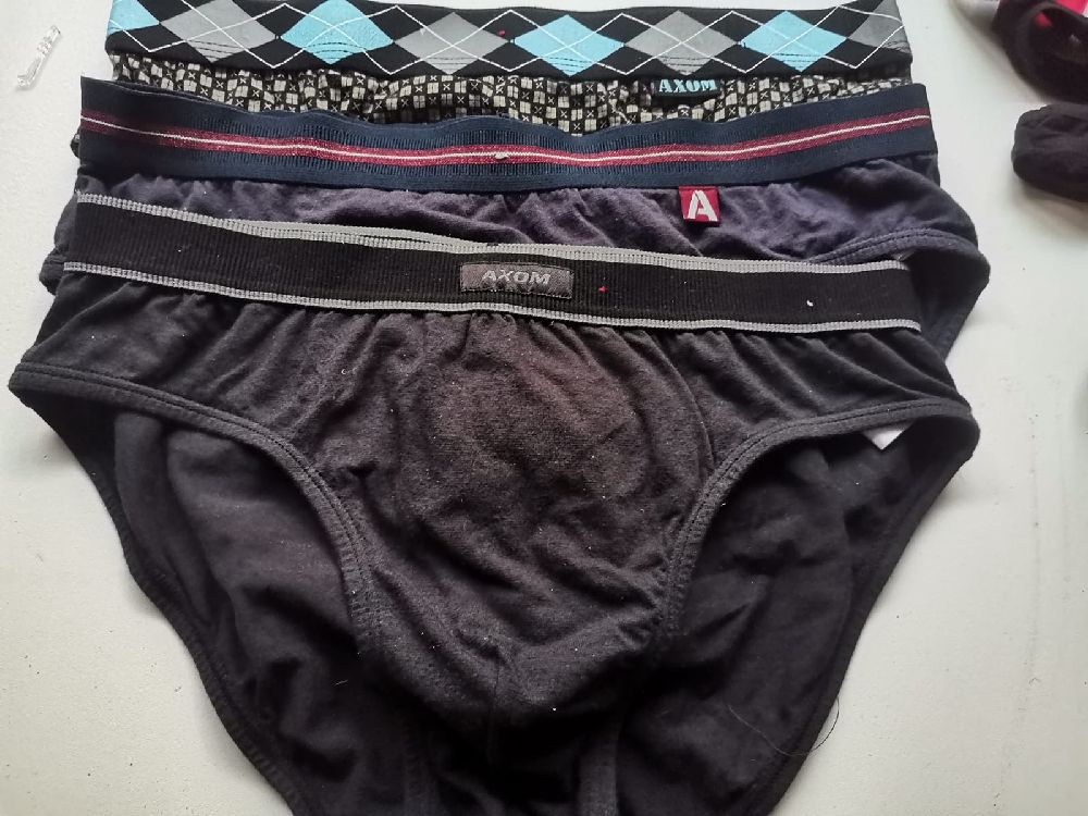 5 slips pour homme et enfants 