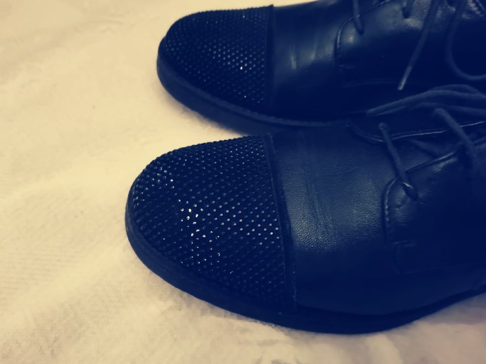 chaussure femme très chic 100%cuir