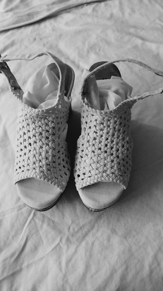 Sandales femmes blanche au crochet