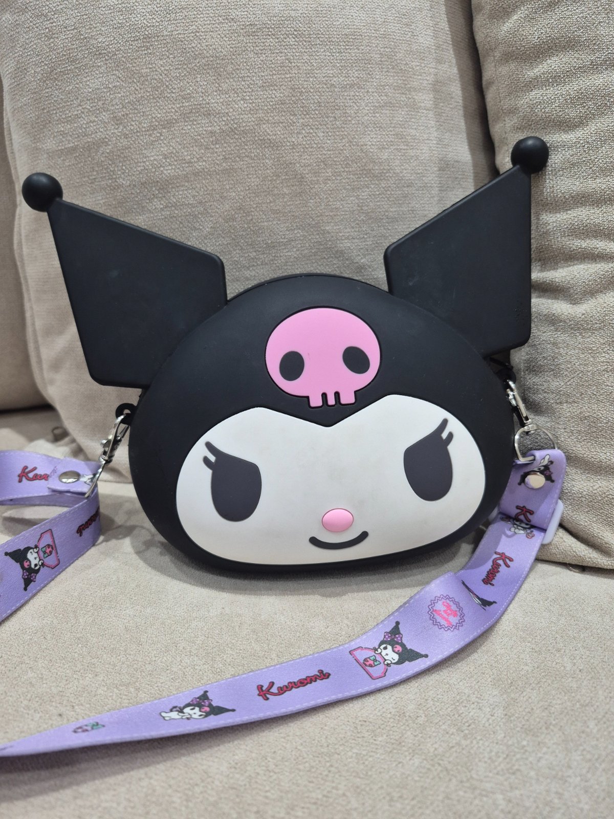Petit Sac à Bandoulière Kuromi en Silicone (Sanrio)