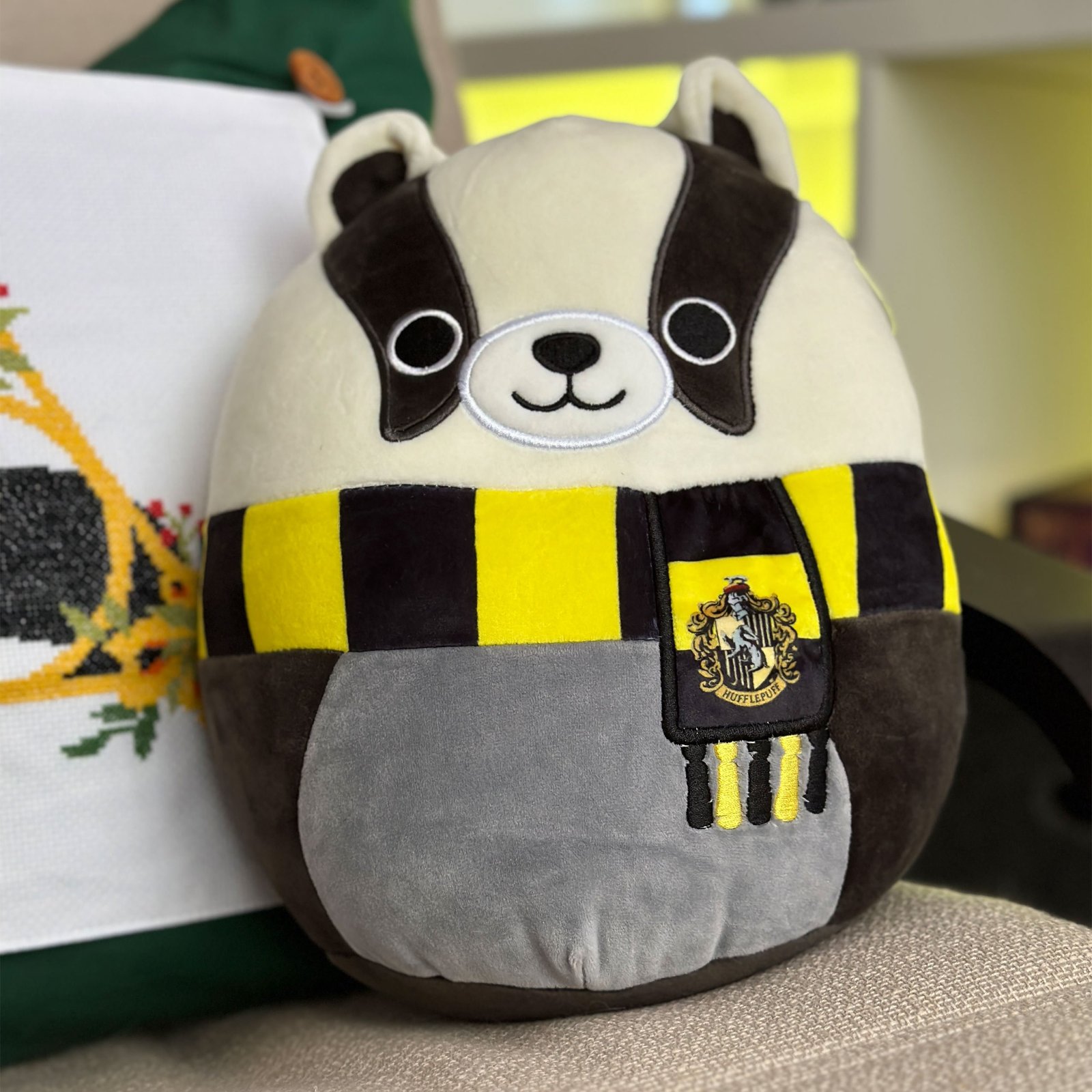 Squishmallows Blaireau Poufsouffle Harry Potter
